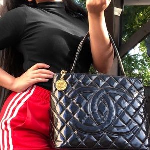 Meet your Posher, Samantha